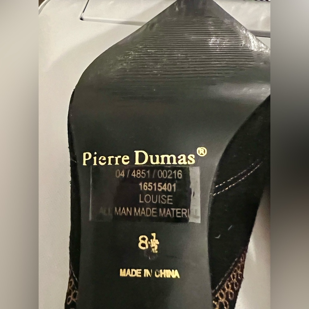 Pierre Dumas Sz 8.5 Black intricate embroidery on suede, Pointed Toe Heels Mules - Picture 9 of 9